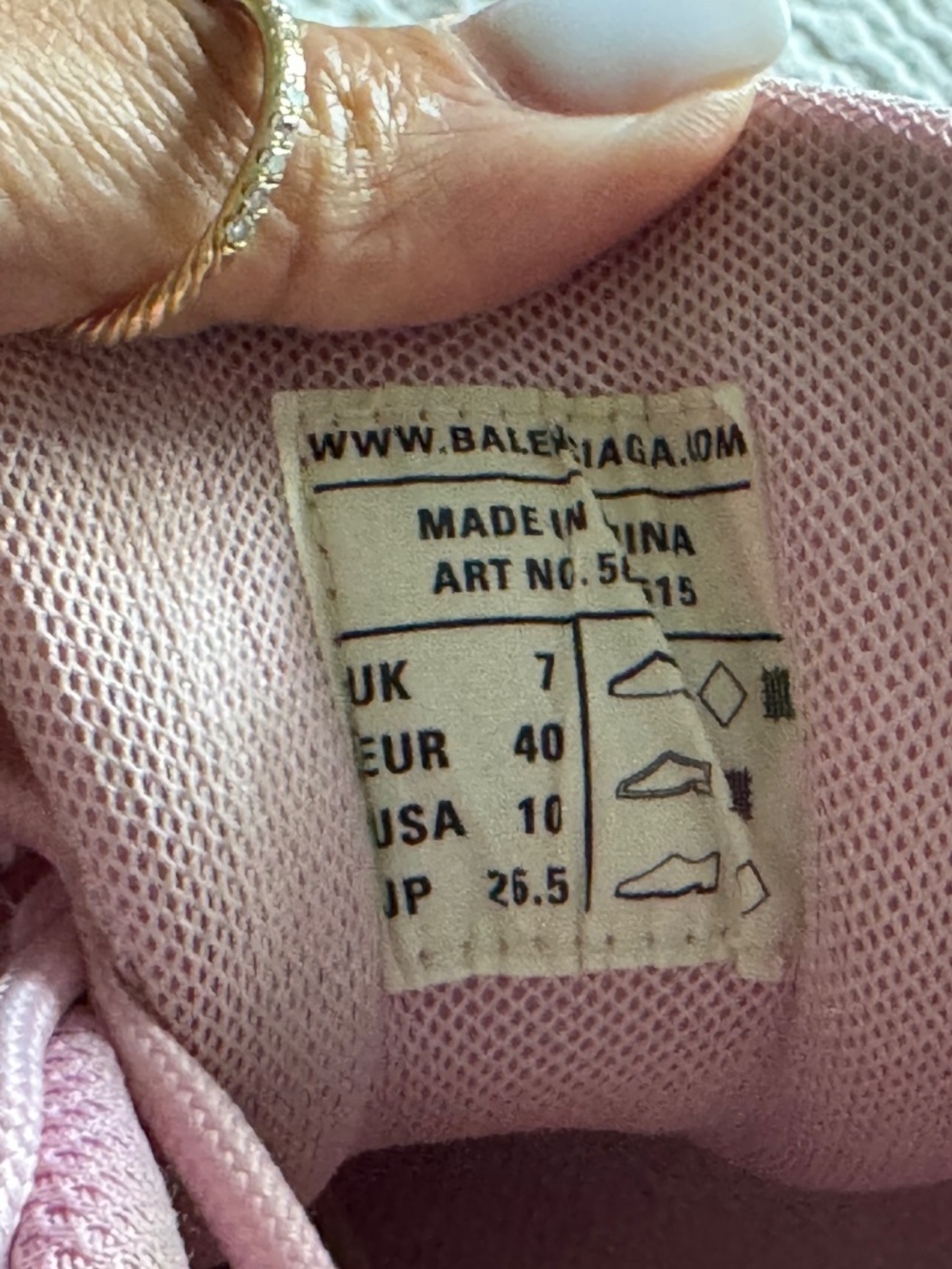 Balenciaga tennis shoes - Picture 8 of 8